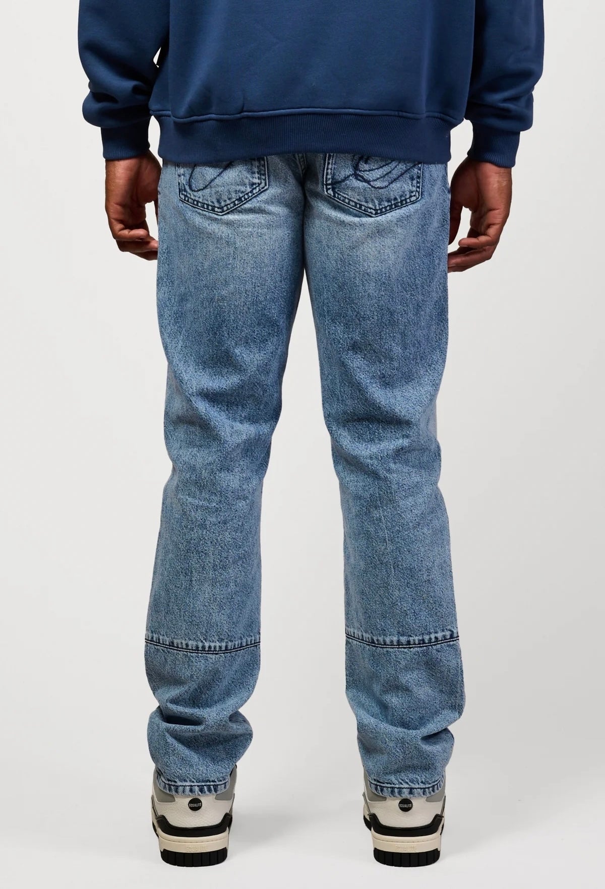 Equalité Felix Straight Jeans Blauw