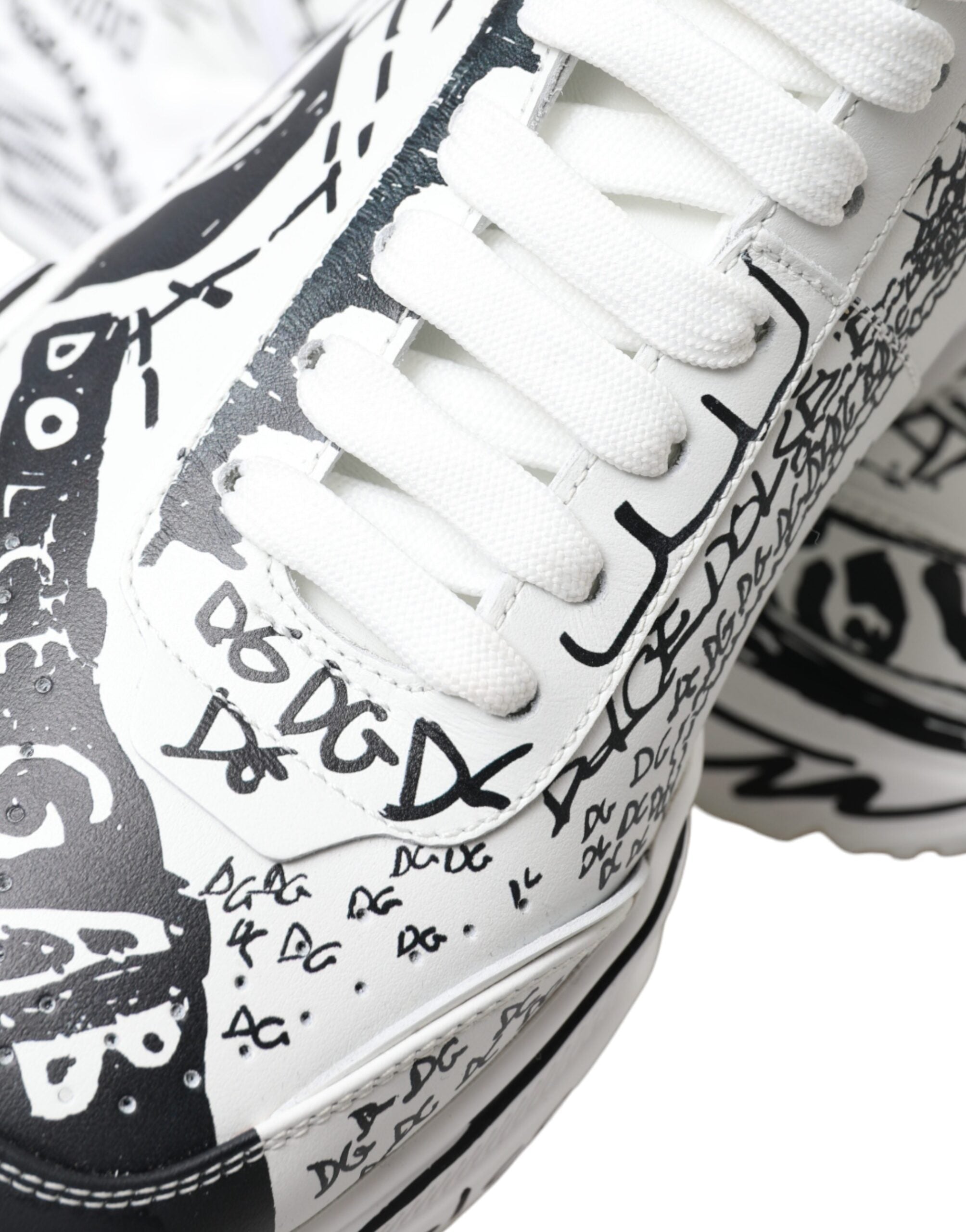 Dolce & Gabbana Wit Zwart Graffiti Sneakers